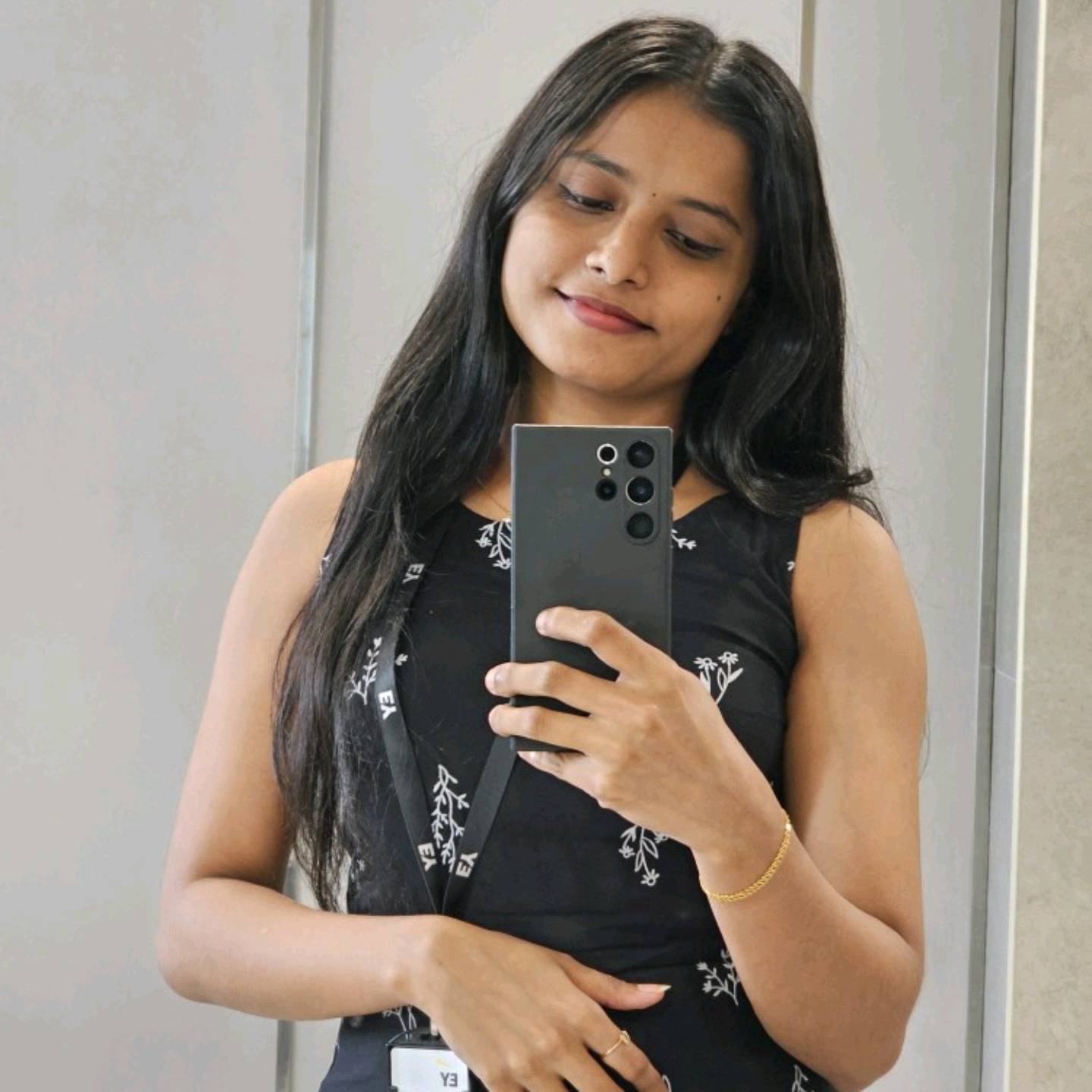 Sravya AR